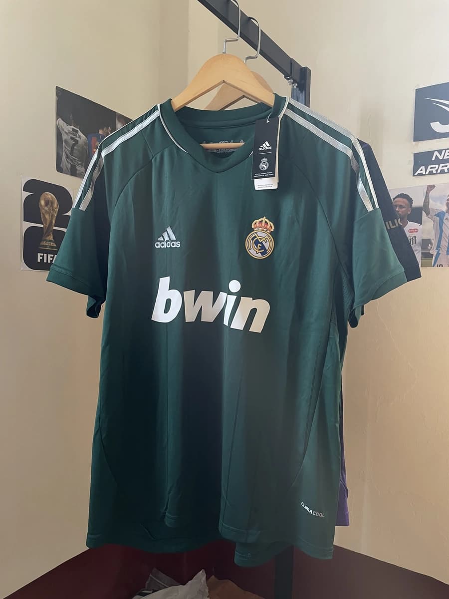 Madrid Retro 12/13 Players
