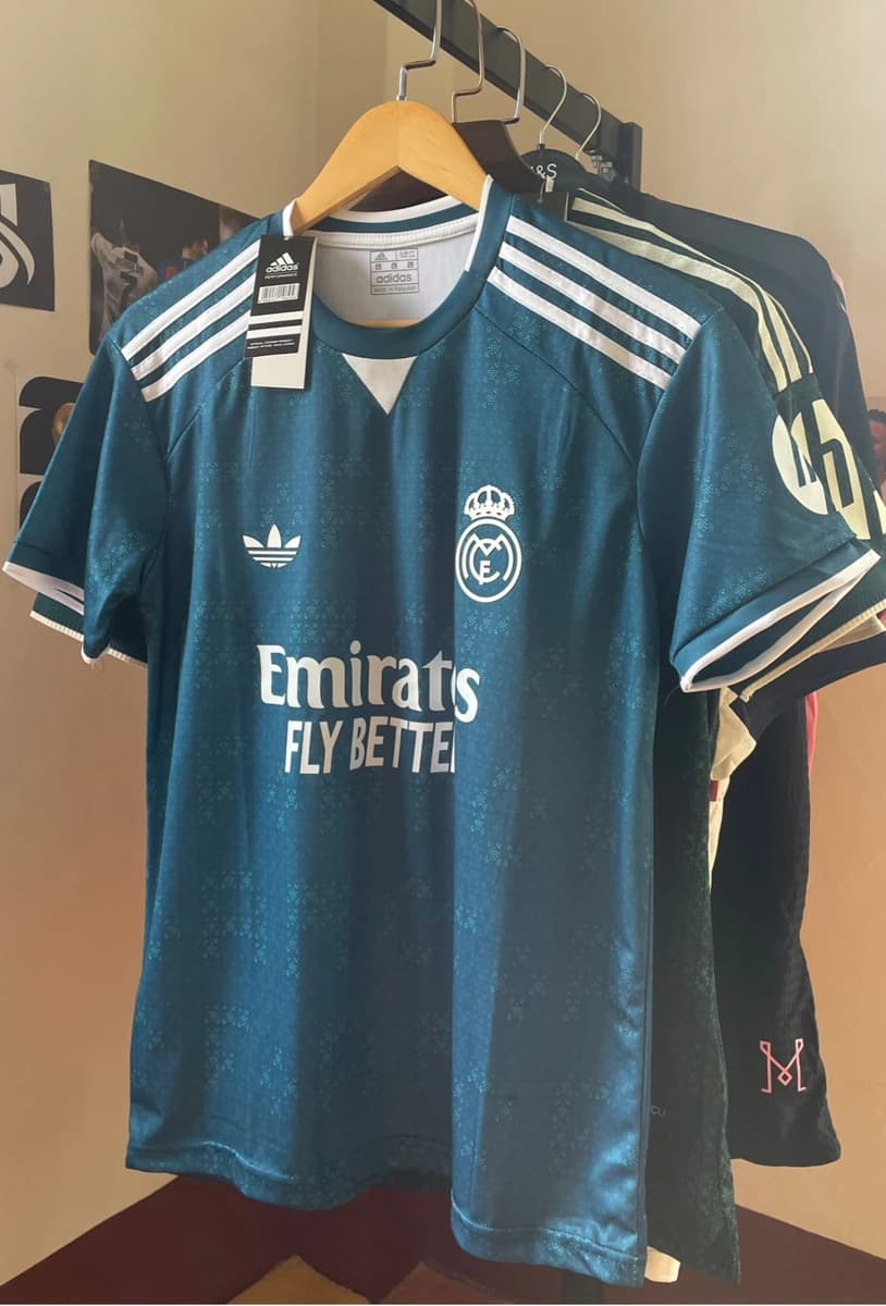 Real Away Master Copy 26/27