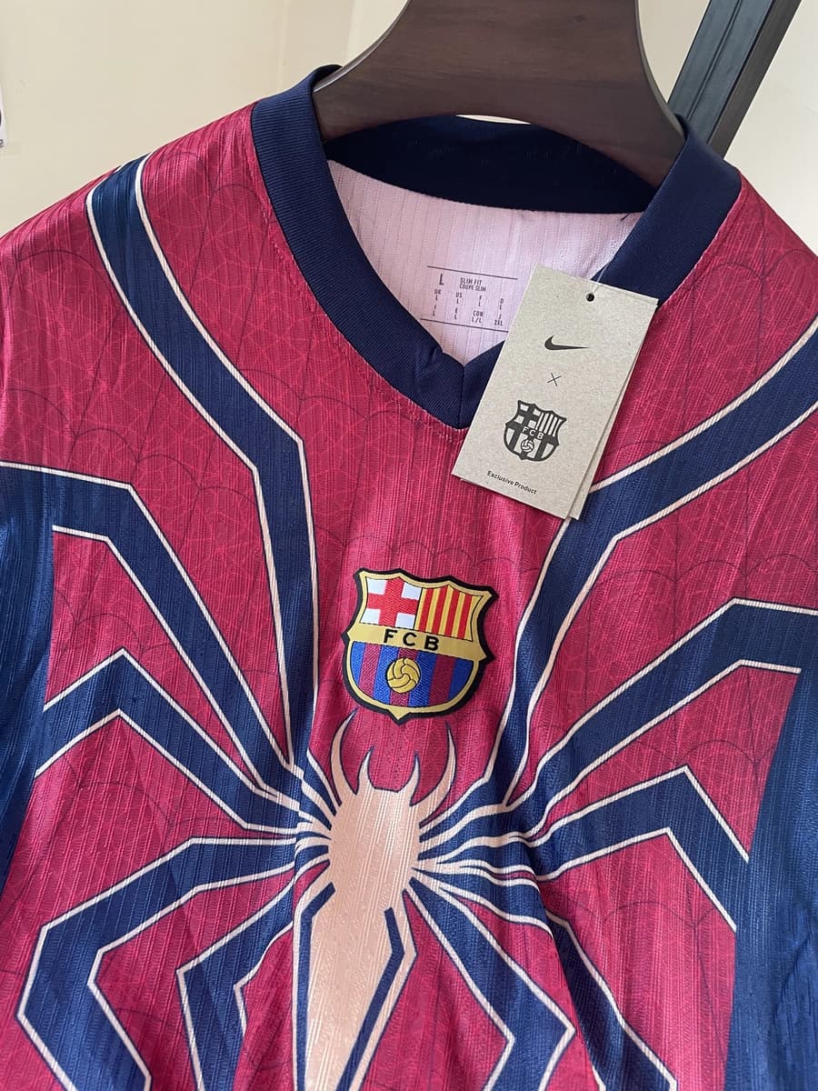 Barsa x Spider-Man Kit