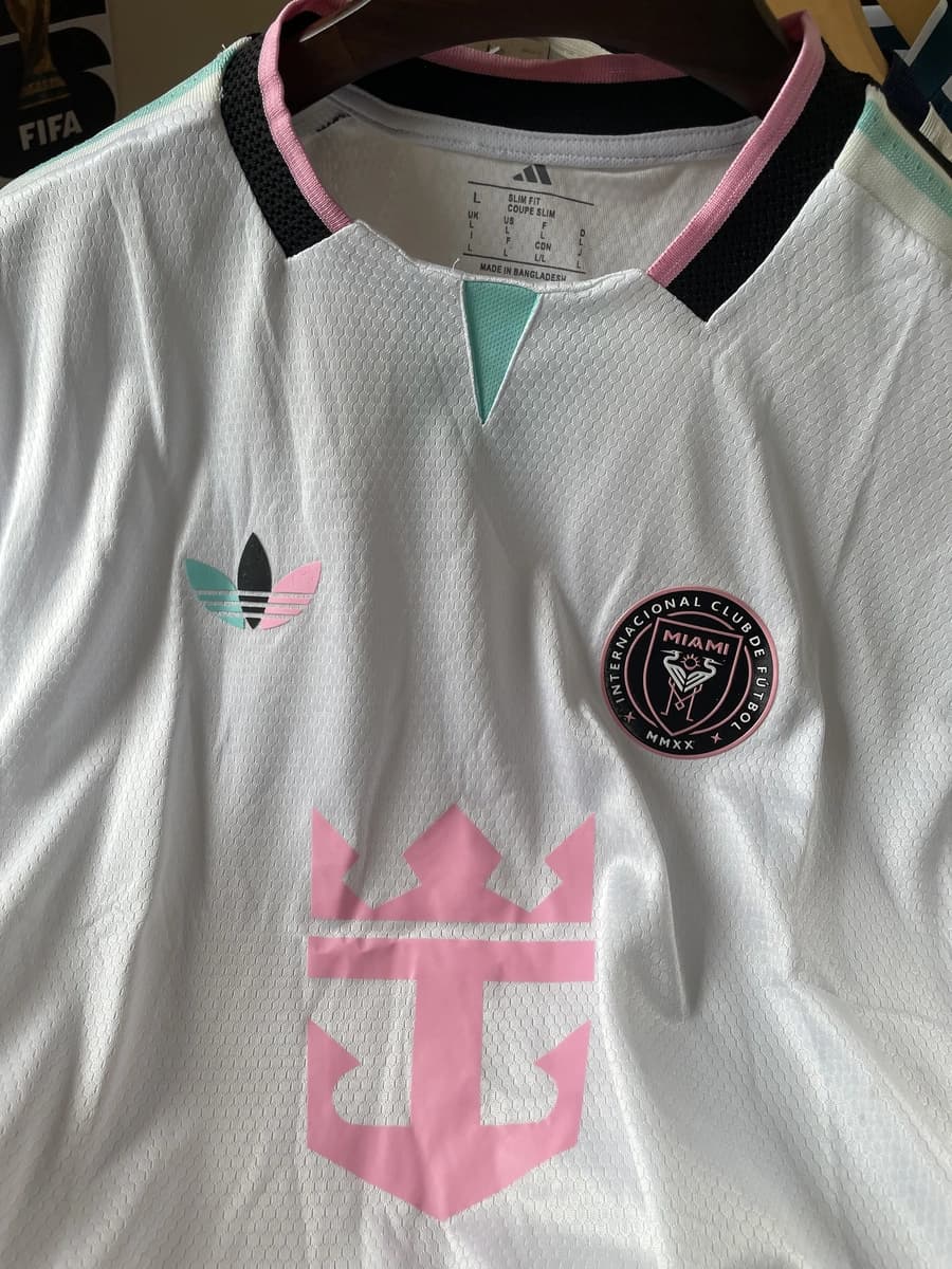 Miami 3rd Kit Master Copy