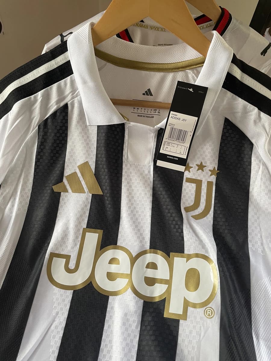 Juventus Home Players 26/27