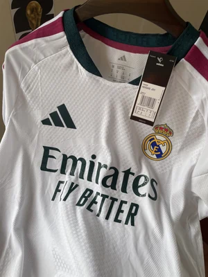 Real Madrid Home Players Edition 26/27 Kit
