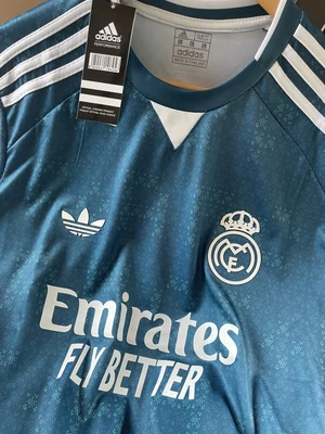 Madrid Away Kit Master Copy