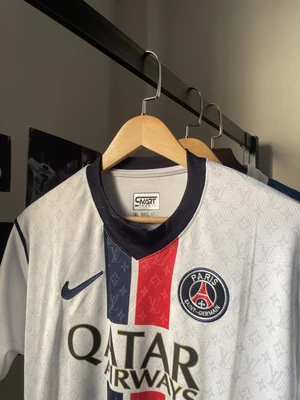PSG fan addition jersey 