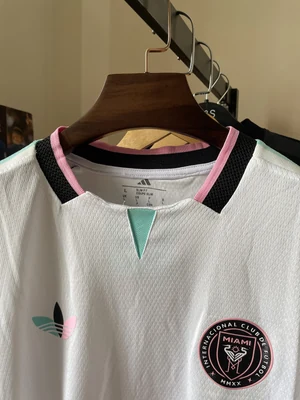 Miami 3rd Kit Master Copy